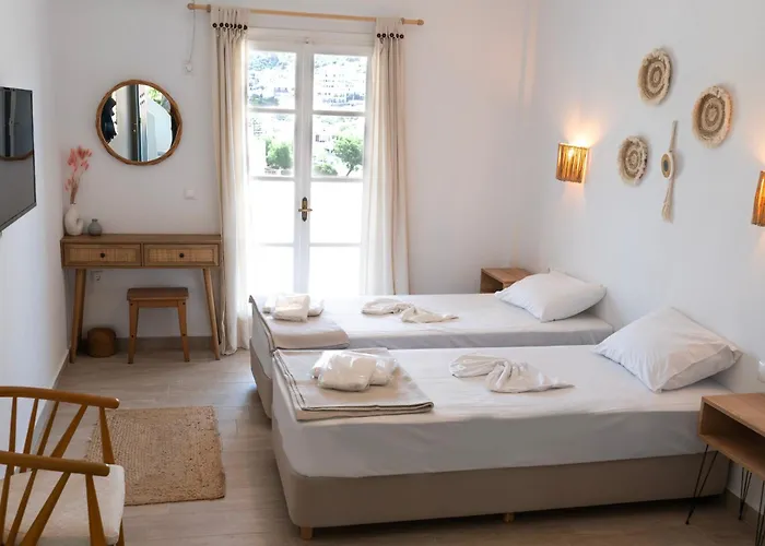 Amelia Rooms